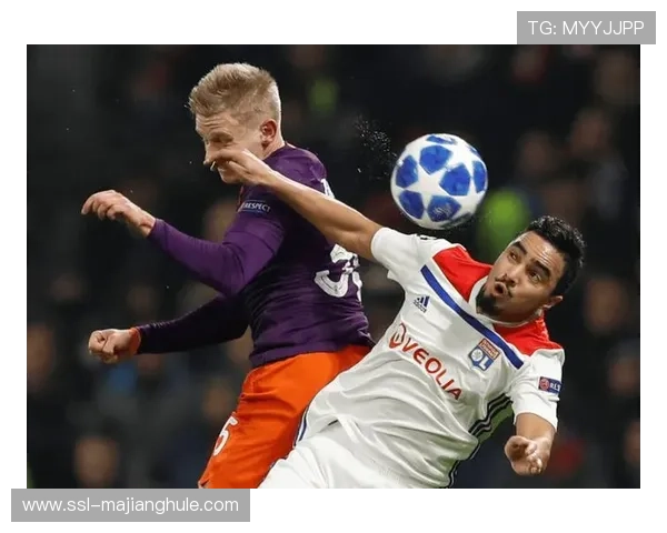 法甲实时：摩纳哥与里昂上演进球大战，双方门将扑救数据成为焦点